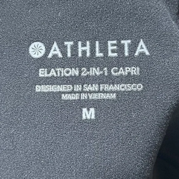 Athleta Medium Black Elation 2-in-1 High Rise Crop Capri Skirted Leggings - Picture 6 of 6